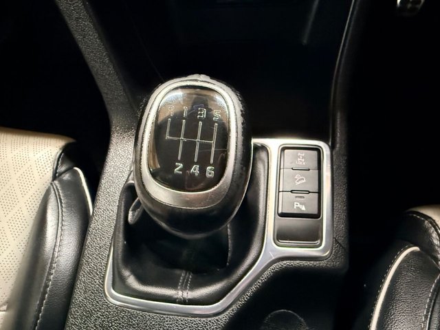 2017 KIA SPORTAGE 1.6 T-GDi GT-Line SUV 5dr Petrol Manual AWD Euro 6 (174 bhp) - Photo 12