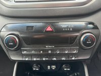 USED 2017 17 HYUNDAI TUCSON 1.6 GDi Blue Drive SE SUV 5dr Petrol Manual Euro 6 (s/s) (132 ps) DAYTIME RUNNING LIGHTS+ REAR SENSORS+ START/STOP+ HILL DESCENT CONTROL+ AUTO HOLD+ HEATED FRONT SEATS+ DUAL CLIMATE CONTROL+ FOLDING MIRRORS+ CRUISE CONTROL+ AUTO HEADLIGHTS+ LINE KEEPING ASSIST+ TRACTION CONTROL+ USB+ AUX+ DAB+ BLUETOOTH+ 17 INCH ALLOY WHEELS+ SERVICE HISTORY+