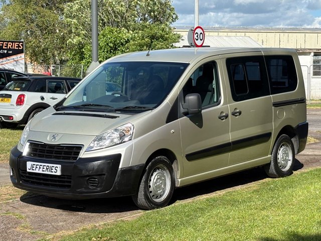 View our PEUGEOT Independence