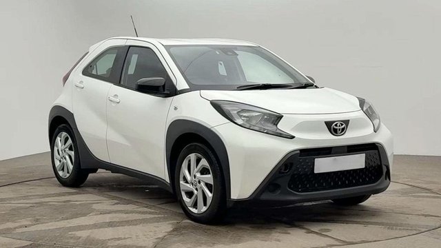 2024 TOYOTA AYGO X - Photo 8