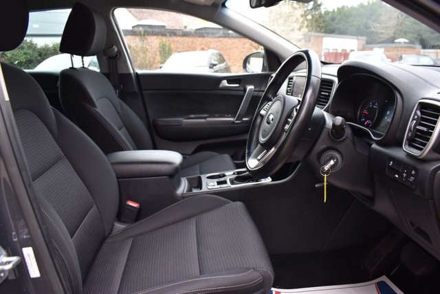 2022 KIA SPORTAGE 1.6 CRDi MHEV 2 SUV 5dr Diesel Hybrid DCT Euro 6 (s/s) (134 bhp) - Photo 12