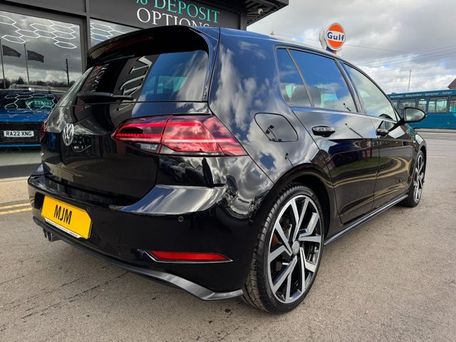 2017 VOLKSWAGEN GOLF 2017 2.0 TDI BlueMotion Tech GTD Hatchback 5dr Diesel Manual Euro 6 (s/s) (184 ps) * HUGE SPEC LIST * REAR VIEW CAMERA * 19" BRESCIA ALLOYS * HEATED JACARA CLOTH * VOICE ACTIVATION * KEYLESS ENTRY * DISCOVER NAV PRO * AMBIENT LIGHTING * ADAPTIVE CRUISE CONTROL * LED LIGHTS * REAR TINTED GLASS * CAR-NET APP CONNECT * DEEP BLACK * LED LIGHTS * MULTI-FUNCTIONAL STEERING WHEEL * FRONT + REAR PARKING SENSORS * POWER FOLDING MIRRORS * GTD STYLING * STUNNING THROUGHOUT * - Photo 6