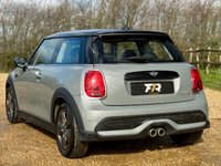 USED 2022 22 MINI HATCH 2.0 Cooper S Classic Hatchback 3dr Petrol Steptronic Euro 6 (s/s) (178 ps) 