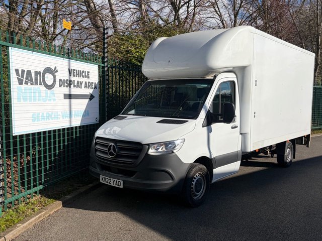View our MERCEDES-BENZ SPRINTER