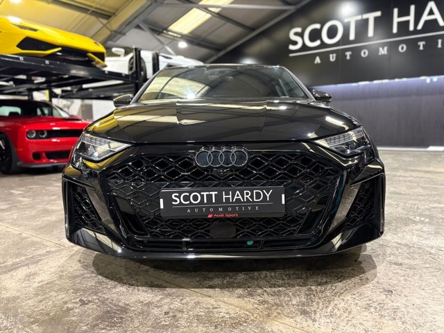 2025 Audi Rs3 2.5L Carbon Black 5dr - Photo 9