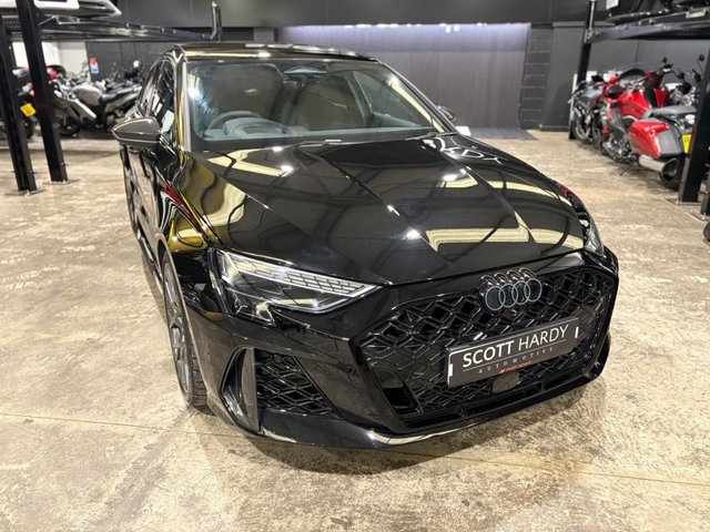 2025 Audi Rs3 2.5L Carbon Black 5dr - Photo 12