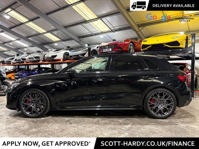 2025 Audi Rs3 2.5L Carbon Black 5dr - Photo 4