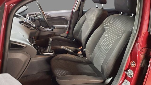 2014 Ford Fiesta 1L Zetec 5dr - Photo 5