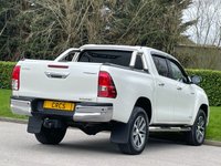 USED 2018 68 TOYOTA HI-LUX 2.4 D-4D Invincible X Pickup Double Cab 4dr Diesel Auto 4WD Euro 6 (TSS, 3.5t) (150 ps) * * NO VAT * *  REVERSING CAMERA +