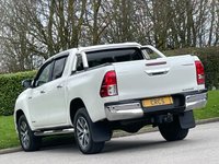 USED 2018 68 TOYOTA HI-LUX 2.4 D-4D Invincible X Pickup Double Cab 4dr Diesel Auto 4WD Euro 6 (TSS, 3.5t) (150 ps) * * NO VAT * *  REVERSING CAMERA +