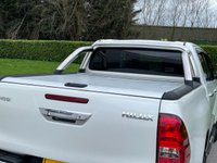 USED 2018 68 TOYOTA HI-LUX 2.4 D-4D Invincible X Pickup Double Cab 4dr Diesel Auto 4WD Euro 6 (TSS, 3.5t) (150 ps) * * NO VAT * *  REVERSING CAMERA +