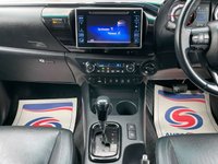 USED 2018 68 TOYOTA HI-LUX 2.4 D-4D Invincible X Pickup Double Cab 4dr Diesel Auto 4WD Euro 6 (TSS, 3.5t) (150 ps) * * NO VAT * *  REVERSING CAMERA +
