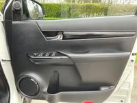 USED 2018 68 TOYOTA HI-LUX 2.4 D-4D Invincible X Pickup Double Cab 4dr Diesel Auto 4WD Euro 6 (TSS, 3.5t) (150 ps) * * NO VAT * *  REVERSING CAMERA +