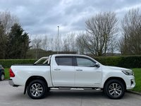 USED 2018 68 TOYOTA HI-LUX 2.4 D-4D Invincible X Pickup Double Cab 4dr Diesel Auto 4WD Euro 6 (TSS, 3.5t) (150 ps) * * NO VAT * *  REVERSING CAMERA +