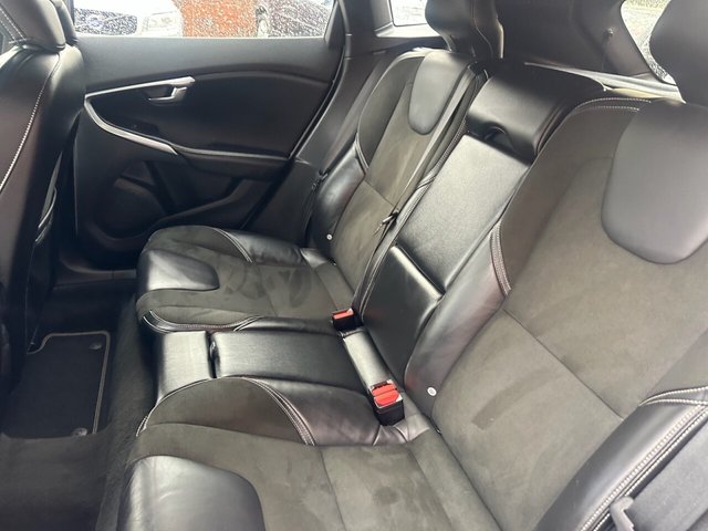 2015 Volvo V40 2L R-Design Nav 5dr - Photo 6