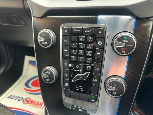 2015 Volvo V40 2L R-Design Nav 5dr - Photo 9