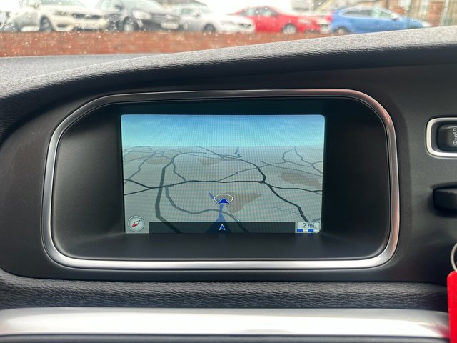 2015 Volvo V40 2L R-Design Nav 5dr - Photo 10