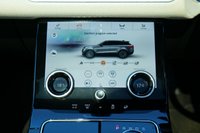 USED 2019 68 LAND ROVER RANGE ROVER VELAR 2.0 D240 R-Dynamic SE SUV 5dr Diesel Auto 4WD Euro 6 (s/s) (240 ps) ULTIMATE BLACK METALLIC PAINTWORK + SUNROOF + MERIDIAN SURROUND + CP