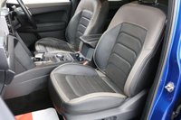 USED 2024 74 VOLKSWAGEN AMAROK 2.0 TDI Style Pickup Double Cab Automatic 4WD 205 BHP 4Motion Euro 6 ULEZ Compliant Up to 12.3-inch Digital Cockpit | Towing weight of 3.5t