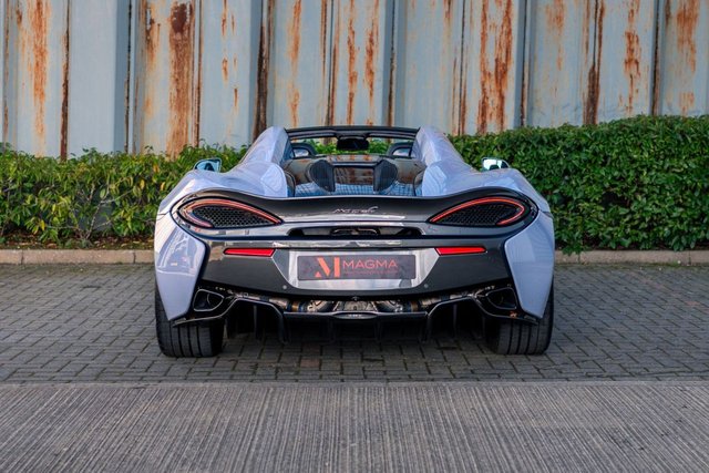 2018 Mclaren 570s 3.8L null 2dr - Photo 6