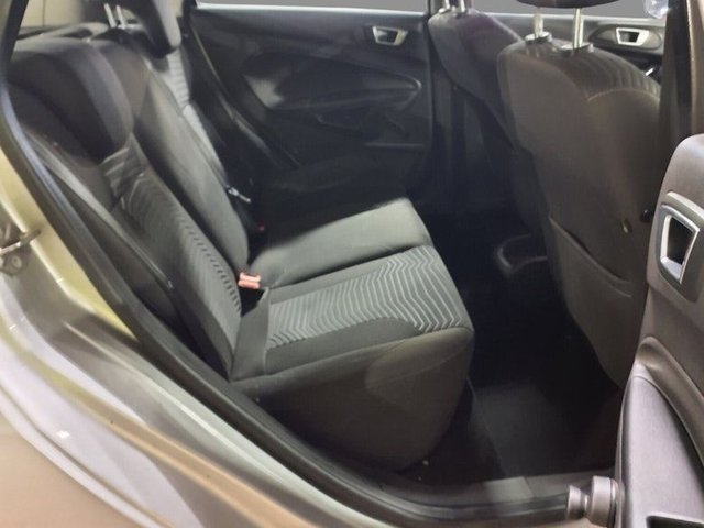 2014 Ford Fiesta 1L Zetec 5dr - Photo 8