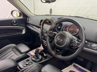 USED 2019 69 MINI COUNTRYMAN 1.5 Cooper Exclusive Steptronic Euro 6 (s/s) 5dr FSH+LOW MILES+LEATHER+LIKE NEW