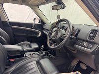 USED 2019 69 MINI COUNTRYMAN 1.5 Cooper Exclusive Steptronic Euro 6 (s/s) 5dr FSH+LOW MILES+LEATHER+LIKE NEW