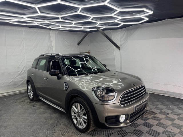 View our MINI COUNTRYMAN