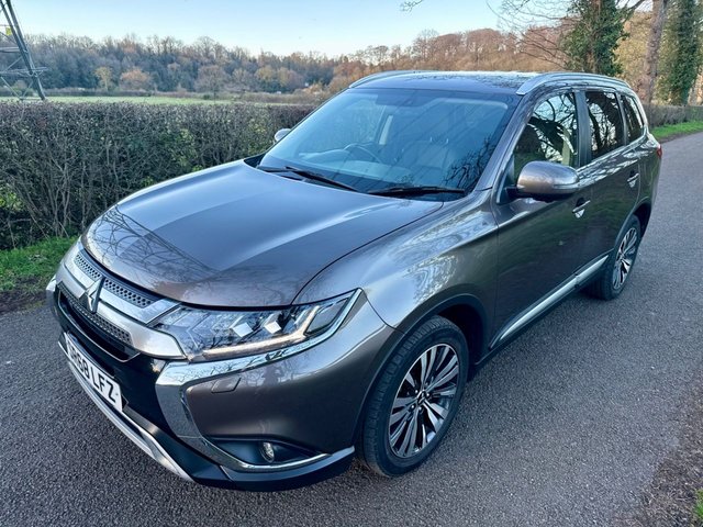 2018 MITSUBISHI OUTLANDER - Photo 2