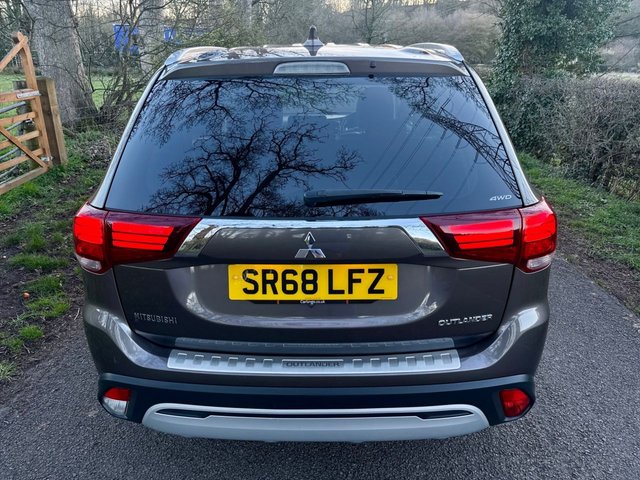 2018 MITSUBISHI OUTLANDER - Photo 6