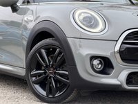 USED 2019 69 MINI HATCH 2.0 Cooper S Sport Hatchback 5dr Petrol Steptronic Euro 6 (s/s) (192 ps) BEAUTIFUL CAR, JOHN COOPER WORKS AERO DYMANICS BODY KIT, NAVIGATION PACKAGE, PHONE INTEGRATION, CRUISE WITH BRAKE, REAR PARKING SENSORS - SUPER HIGH SPEC AUTO!