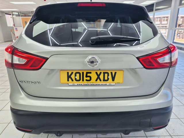 2015 NISSAN QASHQAI - Photo 5