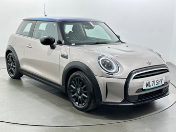 View our MINI Hatch