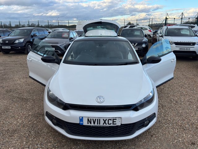 2011 VOLKSWAGEN SCIROCCO 2.0 TDI BlueMotion Tech GT Hatchback 3dr Diesel Manual Euro 5 (s/s) (140 ps) - Photo 9