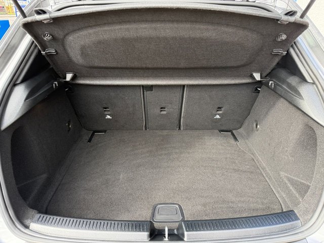 2021 MERCEDES-BENZ A-CLASS 2.0 A200d AMG Line (Executive) Hatchback 5dr Diesel 8G-DCT Euro 6 (s/s) (150 ps) - Photo 6