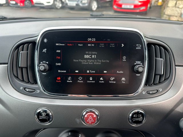 2016 FIAT 500 - Photo 5