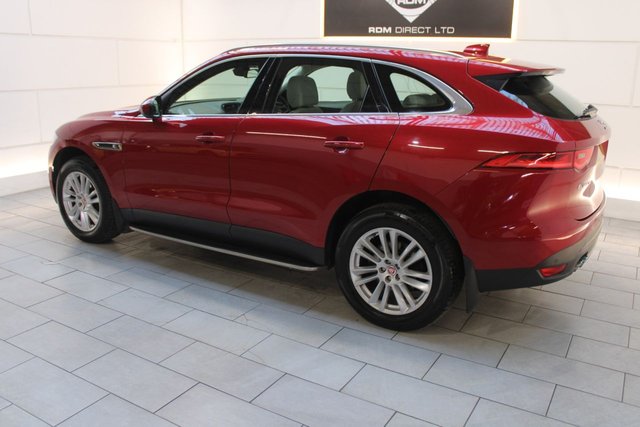 2018 JAGUAR F-PACE - Photo 9