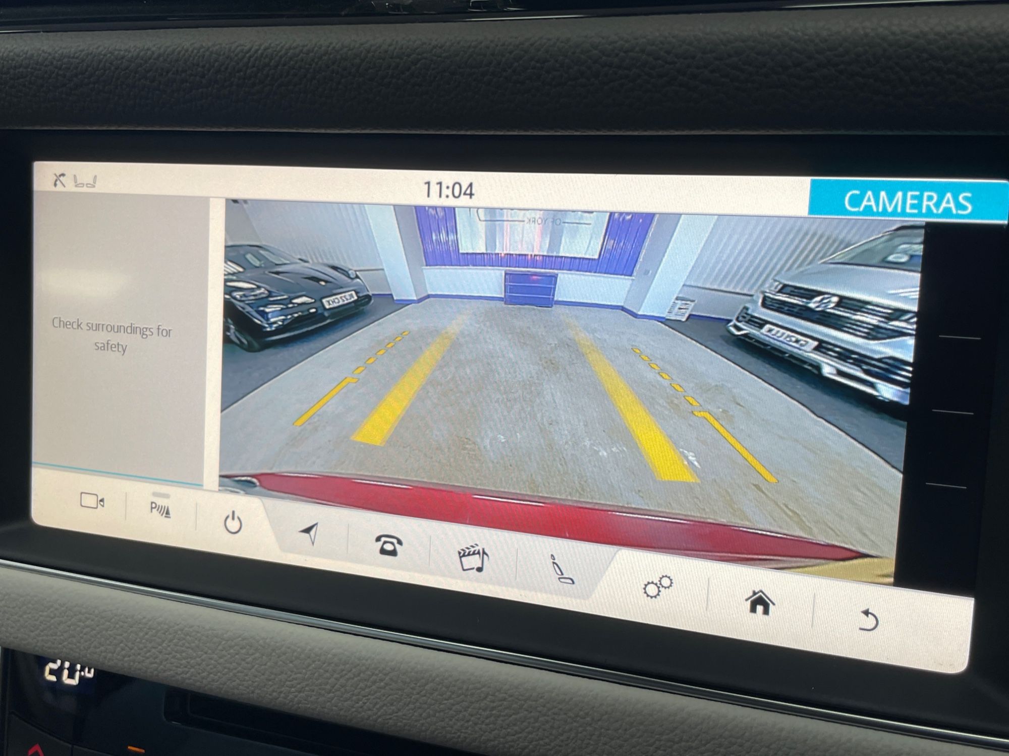USED 2019 19 JAGUAR XF 2.0d Prestige Saloon 4dr Diesel Manual Euro 6 (s/s) (163 ps) 