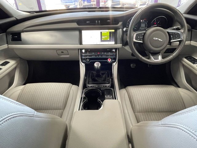 View our JAGUAR XF