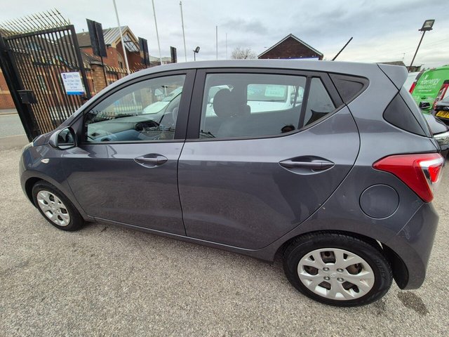 2014 HYUNDAI I10 - Photo 9