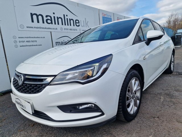 2019 VAUXHALL ASTRA - Photo 6