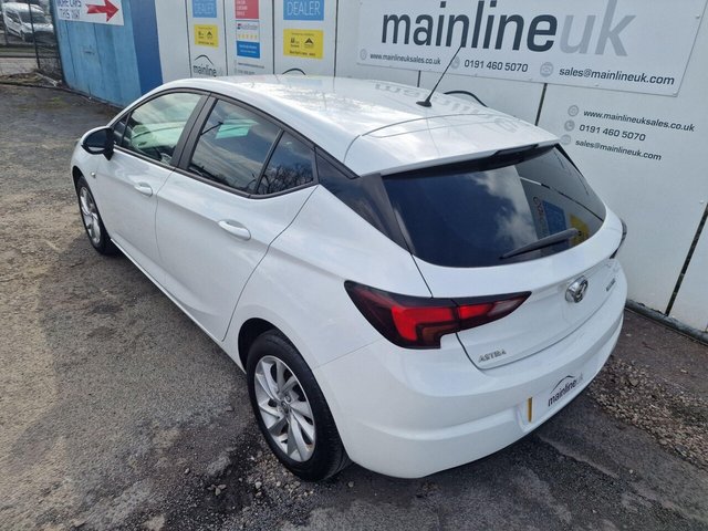 2019 VAUXHALL ASTRA - Photo 4