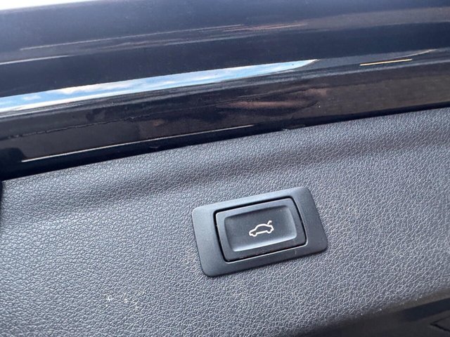 2017 AUDI Q3 2017 2.0 TDI S line Plus S Tronic quattro Euro 6 (s/s) 5dr - Photo 10