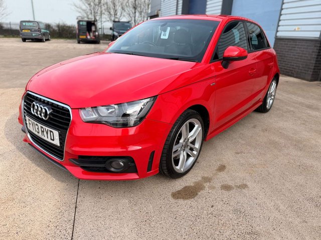 2013 AUDI A1 - Photo 3