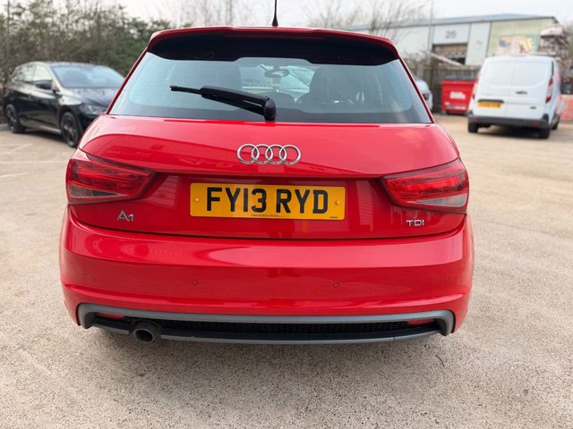 2013 AUDI A1 - Photo 6