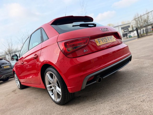 2013 AUDI A1 - Photo 10