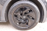 USED 2022 VOLKSWAGEN ID.4 Pure 52kWh Life SUV 5dr Electric Auto (148 ps) ULEZ Free | Full Service History | 1 Former Keeper | 2 Keys | Reversing Camera | Satellite Navigation | Comfort Pack | Driving Assistance Pack | Ambient Lighting | Front Heated Seats | Virtual Cockpit | Adaptive Cruise Control with Speed Limiter | Blind Spot Information System | Camera | Front & Rear Parking Sensors | Part Black Leather Interior | MOT Valid (28/09/2026)