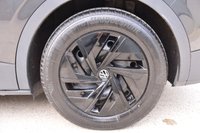 USED 2022 VOLKSWAGEN ID.4 Pure 52kWh Life SUV 5dr Electric Auto (148 ps) ULEZ Free | Full Service History | 1 Former Keeper | 2 Keys | Reversing Camera | Satellite Navigation | Comfort Pack | Driving Assistance Pack | Ambient Lighting | Front Heated Seats | Virtual Cockpit | Adaptive Cruise Control with Speed Limiter | Blind Spot Information System | Camera | Front & Rear Parking Sensors | Part Black Leather Interior | MOT Valid (28/09/2026)