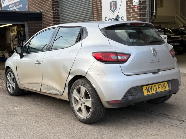 2013 Renault Clio 1.2L Dynamique Medianav 5dr - Photo 4