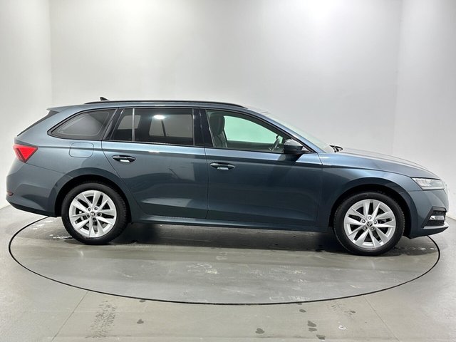 2021 Skoda Octavia - Photo 9